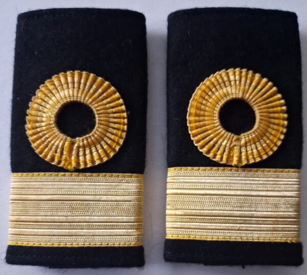 Commodore Epaulette   Pair
